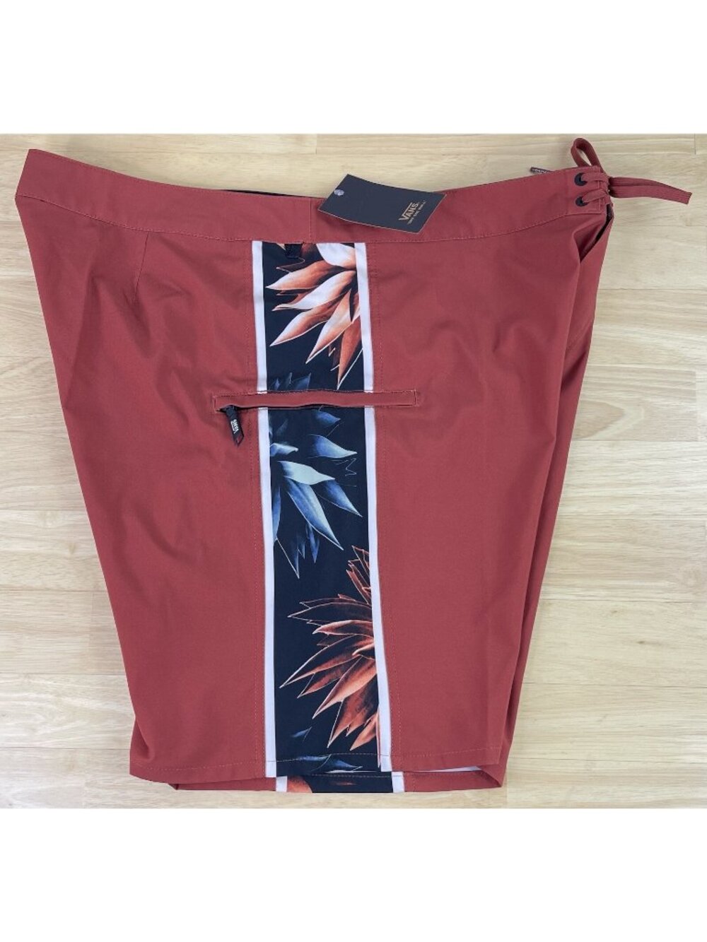 Vans Sidelines Burnt Orange Boardshorts/Swim Trunks - Men’s Size 38 - NWT $54.50